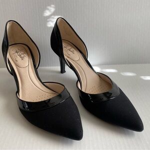 Life Stride Soft System Black Patent Heels size 9